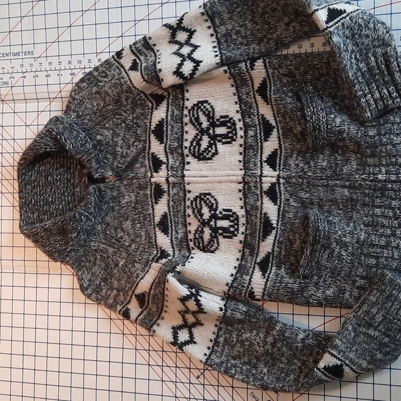 TNA 'Sea to Sky' Wool Sweater - Picture 1 of 6